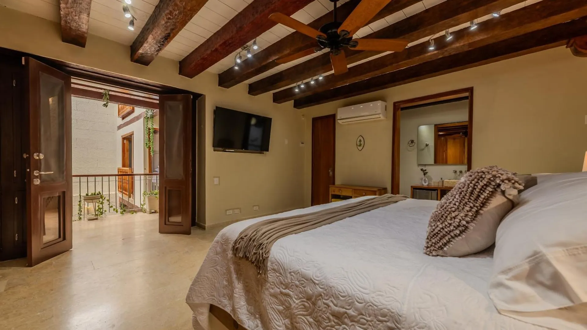 Casa Romi - Spectacular House In The Center Villa Cartagena