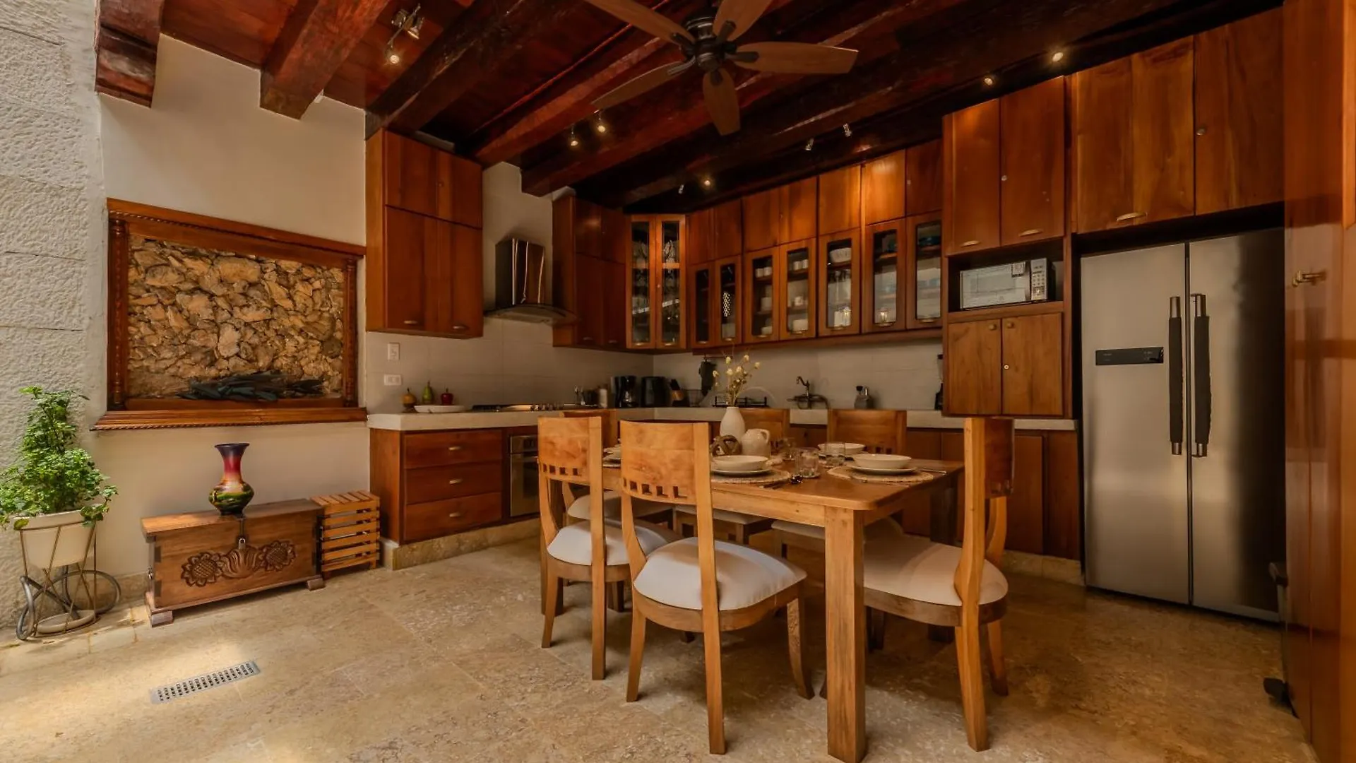 Semesterbostad Casa Romi - Spectacular House In The Center Villa Cartagena